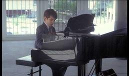 钢琴小神童在线观看,指尖舞动，奏响青春旋律